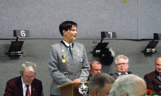 Beschreibung: image040.jpg